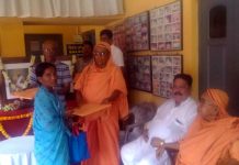 দুর্গাপুর রামকৃষ্ণ সেবাশ্রমের বস্ত্রদান