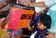 সন্ধ্যা নামতেই বর্ধমানের আকাশ দখল করছে বিদেশি ফানুস