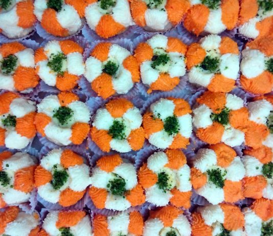 সীতাভোগ মিহিদানার দেশেও এবার পাশ্চাত্যের অনুপ্রবেশ