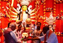 মঙ্গলবার রবীন্দ্রনগর উন্নয়ন সমিতির পুজো উদ্বোধনে রাজ্যপাল