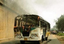 বর্ধমানের তেলিপুকুরে সরকারি বাসে আগুন
