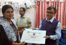 রোটারী ক্লাবের উদ্যোগে রণজিৎ ঘোষ স্মৃতি পুরস্কার প্রদান
