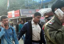 টাকা নিয়ে আধার কার্ড তেরির অভিযোগ দুর্গাপুরে