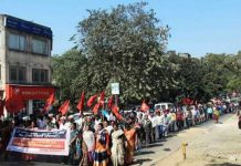 সুজন চক্রবর্তীর গ্রেপ্তারের প্রতিবাদে দুর্গাপুরে সিপিআইএম-এর প্রতিবাদ মিছিল