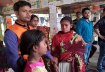 চলন্ত বাসে উপস্থিত বুদ্ধির জোরে খোয়া যাওয়া দশ হাজার টাকা উদ্ধার করলেন দম্পতি