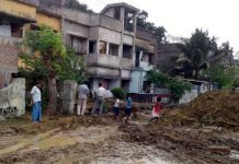 অবৈধ সম্পর্ক? স্বামীকে বালিশ চাপা দিয়ে খুনের অভিযোগ