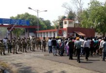 এএসপি ও ডিএসপি কারখানা বাঁচাতে দুর্গাপুরে বিক্ষোভ তৃণমূল শ্রমিক সংগঠনের