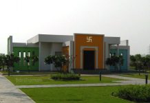 সাম্প্রদায়িক সম্প্রীতির ঐতিহ্য বহন করছে আইকিউ সিটির প্রার্থনা গৃহ