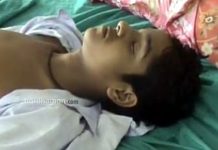স্কুলের সামনে দশম শ্রেণির ছাত্র দুষ্কৃতী আক্রমণের শিকার