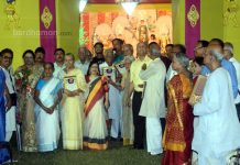 দুর্গাপুরে পুজো উদ্ধোধন করলেন আশি-ঊর্ধ্ব বয়োজ্যেষ্ঠরা