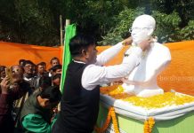 পালাকার ভৈরব গঙ্গোপাধ্যায়ের আবক্ষ মূর্তির উন্মোচন মূলগ্ৰামে