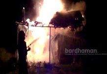 বাইক আরোহীর মৃত্যুকে ঘিরে অগ্নিগর্ভ ভাতার, পুড়ল দোকান