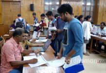 পুলিশ সুপারের উপস্থিতিতে রাজ কলেজে মেরিট ভেরিফিকেশন