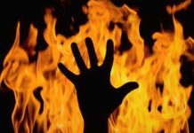 কন্যা সন্তান হওয়ায় গঞ্জনা, বধূকে পুড়িয়ে মারার অভিযোগ