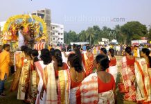 বর্ধমানের কাঞ্চননগরে দুর্গা কার্নিভাল, জমজমাট বিসর্জনের শোভাযাত্রা