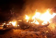 আমরাই গ্রামে ফের ব্যাপক সংঘর্ষ, বাইকে আগুন, দলীয় কার্যালয় ভাঙচুর