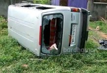 কাটমানি ইস্যুতে মঙ্গলকোটে উপপ্রধানের বাড়ি-গাড়ি ভাঙচুরের অভিযোগ