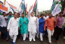 দক্ষিণ দামোদরে তৃণমূলের জনসংযোগ যাত্রায় ব্যাপক জনসমাগম