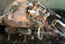 দুর্গাপুরে ফের দুষ্কৃতীরা রাতের অন্ধকারে পোড়াল ৩টি বাইক ও গাড়ি