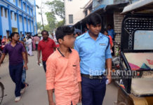 বর্ধমান হাসপাতালে এক ঘন্টায় ৫ মোবাইল চুরি, আটক কিশোর