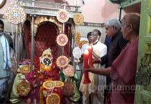 বর্ধমানের ১০৮ মন্দির ও সর্বমঙ্গলা মন্দিরে পুজো দিলেন রাজ্যপাল