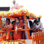 smriti-irani-road-show-bdn2