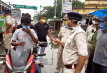 বর্ধমানে পুলিশের উদ্যোগে শুরু ‘মাস্ক আপ’ কর্মসূচী