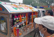 ভারতমাতার বীর সন্তানকে শেষ শ্রদ্ধা জানাতে পানাগড়ে ঢল
