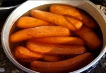 ১০০০ টাকা দামের পেল্লায় মিষ্টির টানে ভিড় মেলায়