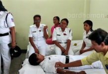 ‘উৎসর্গ’ কর্মসূচিতে দুর্গাপুরের মহিলা থানায় রক্তদান শিবির