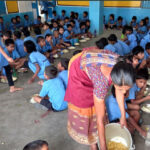 mid-day-meal-serve5