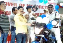 দুর্গাপুরে পুলিশের হাতে ৫৬ টি বাইক তুকে দিল হিরো মোটোকর্প