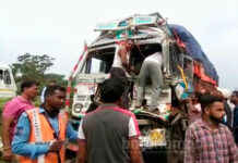 অন্ডালে জাতীয় সড়কে স্করপিও-ডাম্পার-ট্রাকের সংঘর্ষ, গুরুতর ২