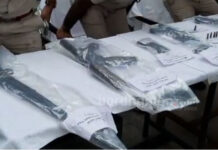 পাণ্ডবেশ্বরে কার্বাইন, একে-৪৭ সহ ধৃত দুষ্কৃতী