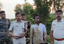 চলন্ত বাসে কিশোরীর গলার নলি কেটে খুন, ধৃত অভিযুক্ত